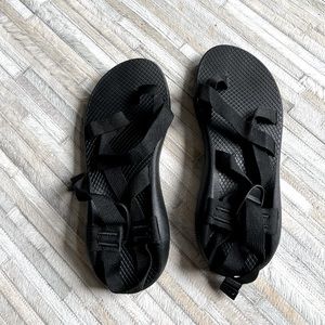 Chaco womens size 9